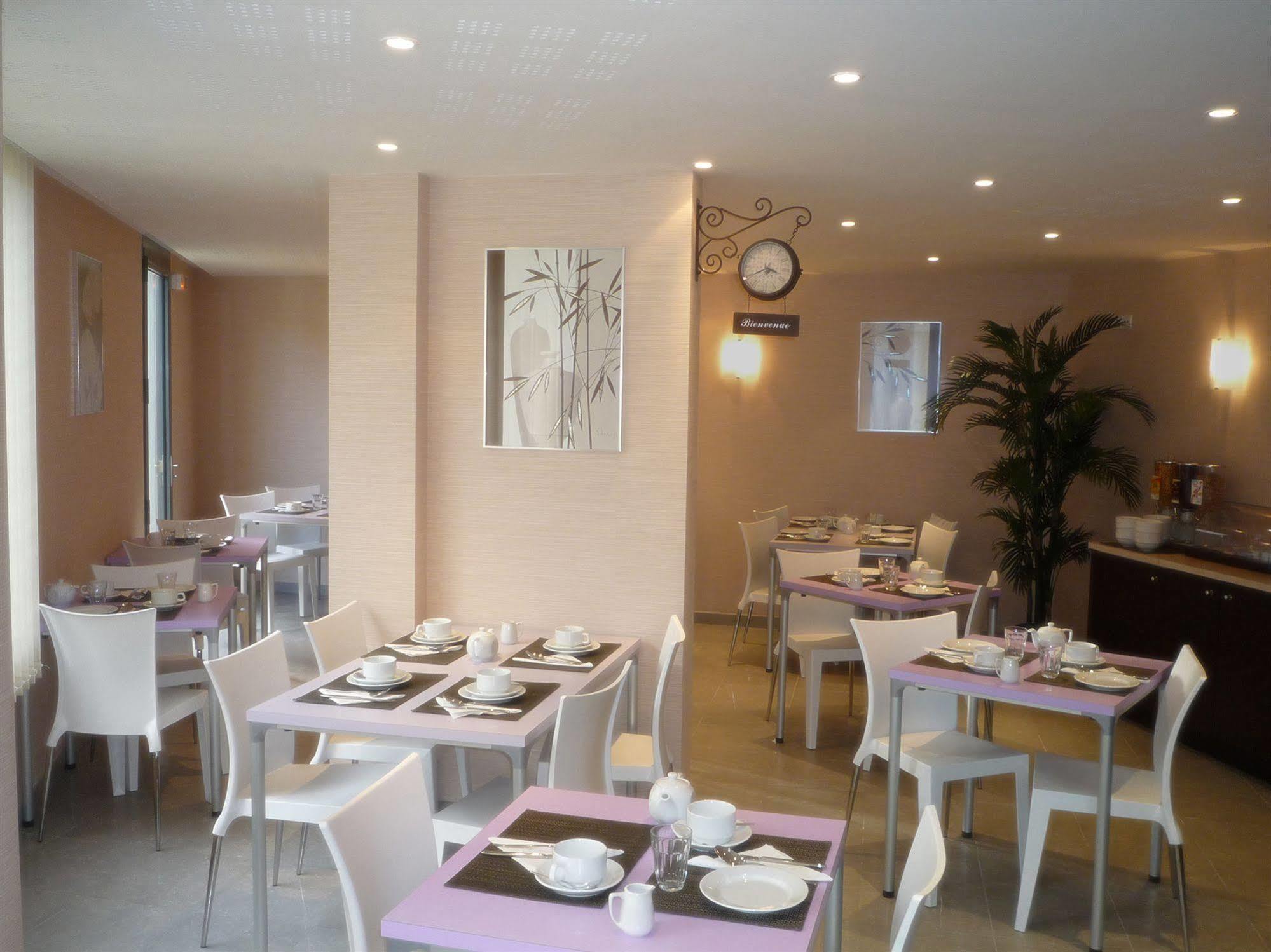 Sejours & Affaires Paris-Malakoff Aparthotel Buitenkant foto